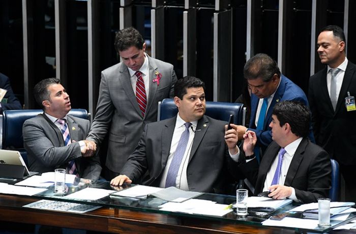 Plenário do Senado aprova reforma da Previdência no primeiro turno de votação